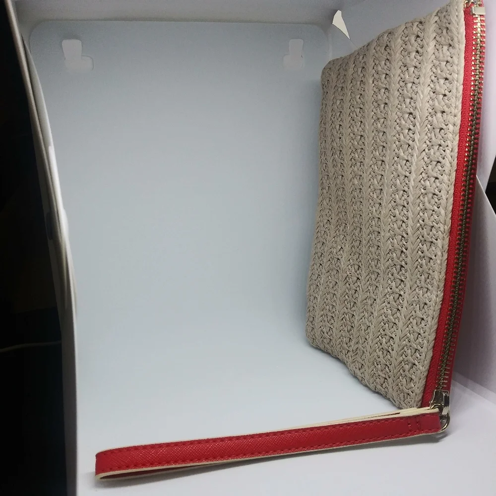 Simply Vera Wang Wristlet Woven Bag - Size 8” X 5.5”!!!